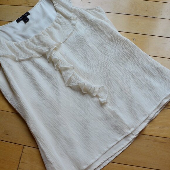 St. John Ruffle Front Silk Top Size P XS Offwhite Women - Picture 4 of 11